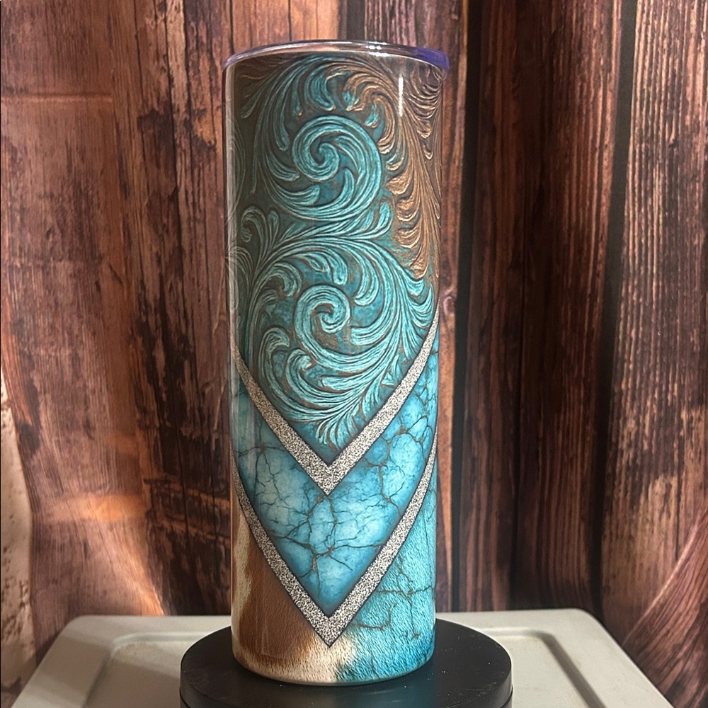 Turquoise and Silver Swirl Tumblerr